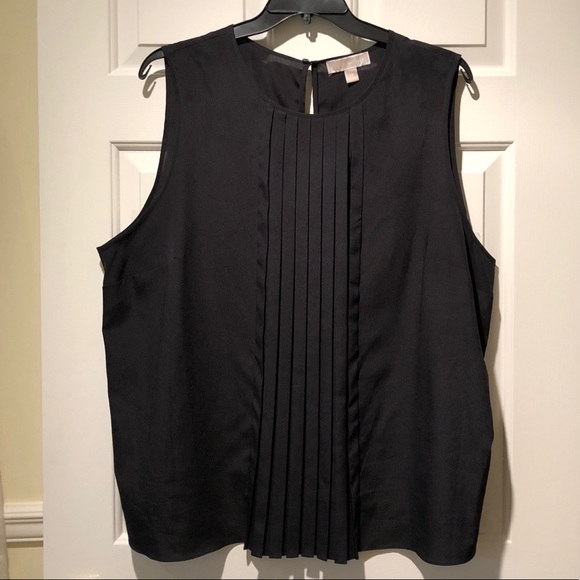 ✨🎀Black Pleat Front Michael Kors Blouse🎀✨ - Picture 1 of 7